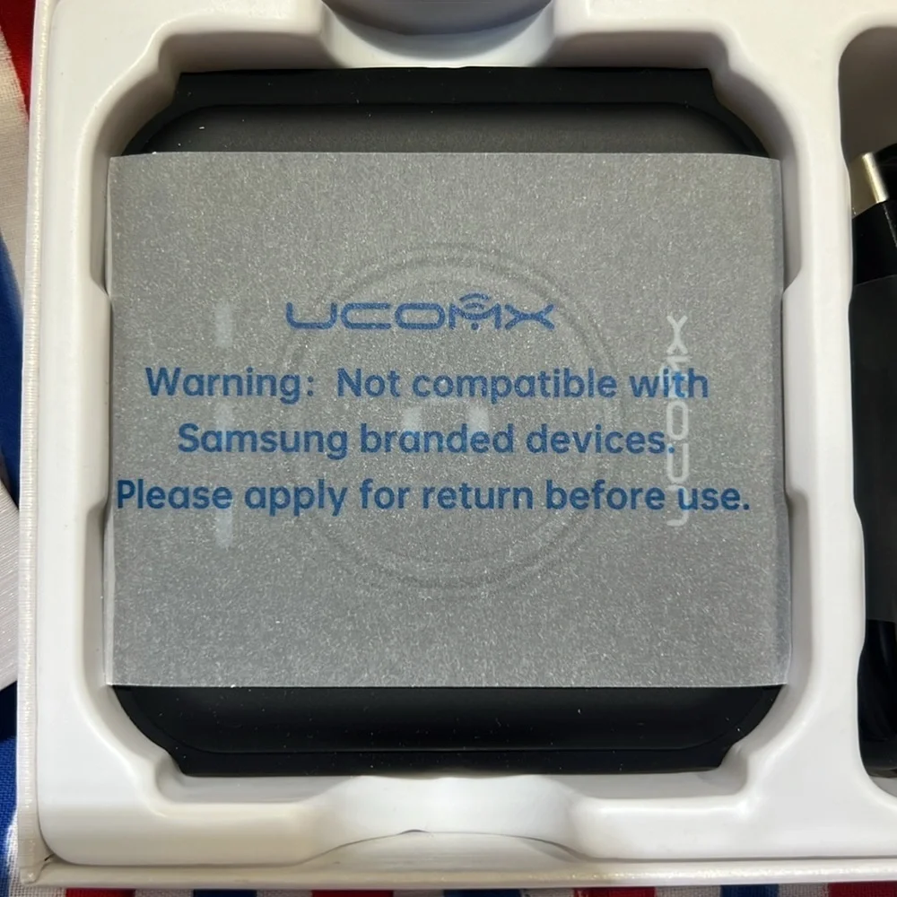 Ucomx three and one portable, magnetic wireless charger